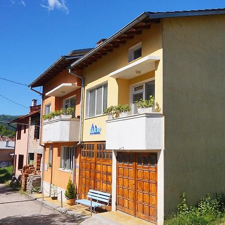 שיפקובו Pamir Guest House מראה חיצוני תמונה
