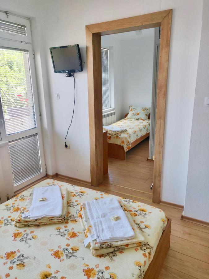 שיפקובו Pamir Guest House מראה חיצוני תמונה